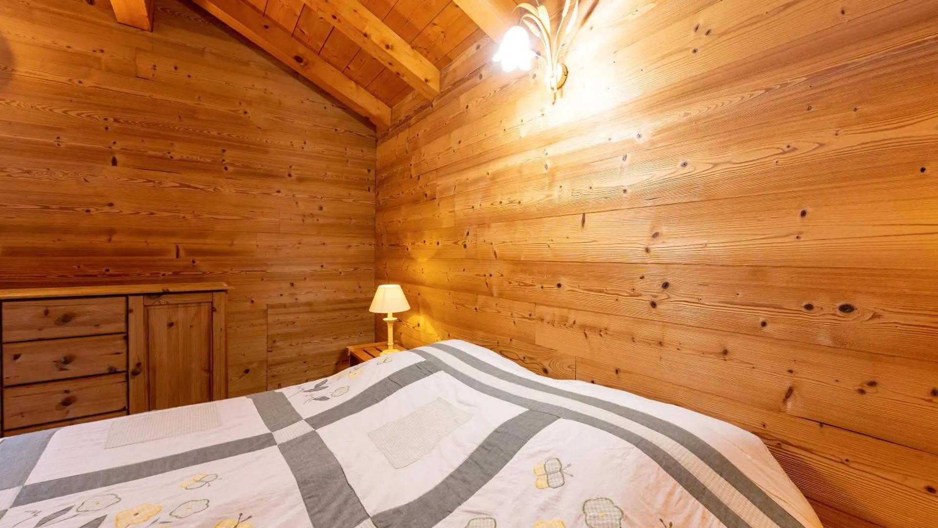 Gite Tournette Thones Holiday home